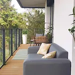 Marina View 15 &