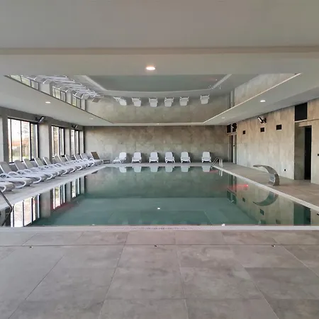 Marina View 15 & Апартаменты *